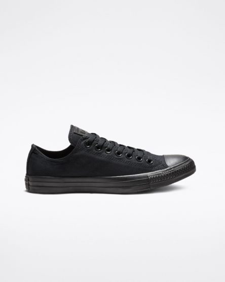 Black Converse Chuck Taylor All Star Classic Men's Low Top Shoes | PJ598L74I