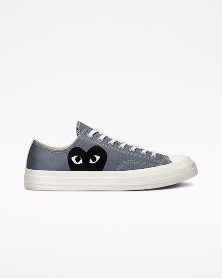 Grey / Black Converse x Comme des Garçons PLAY Chuck 70 Men's Low Top Shoes | CVIL51874