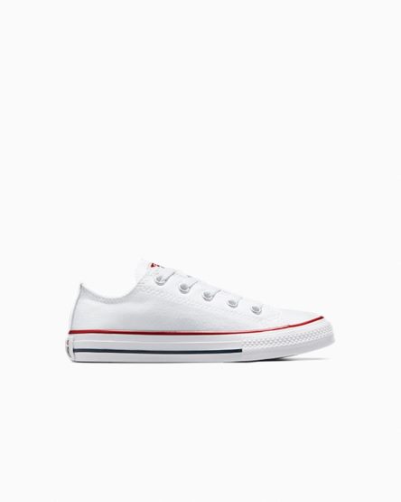 White Converse Chuck Taylor All Star Classic Girls' Low Top Shoes | GJ9LI3854