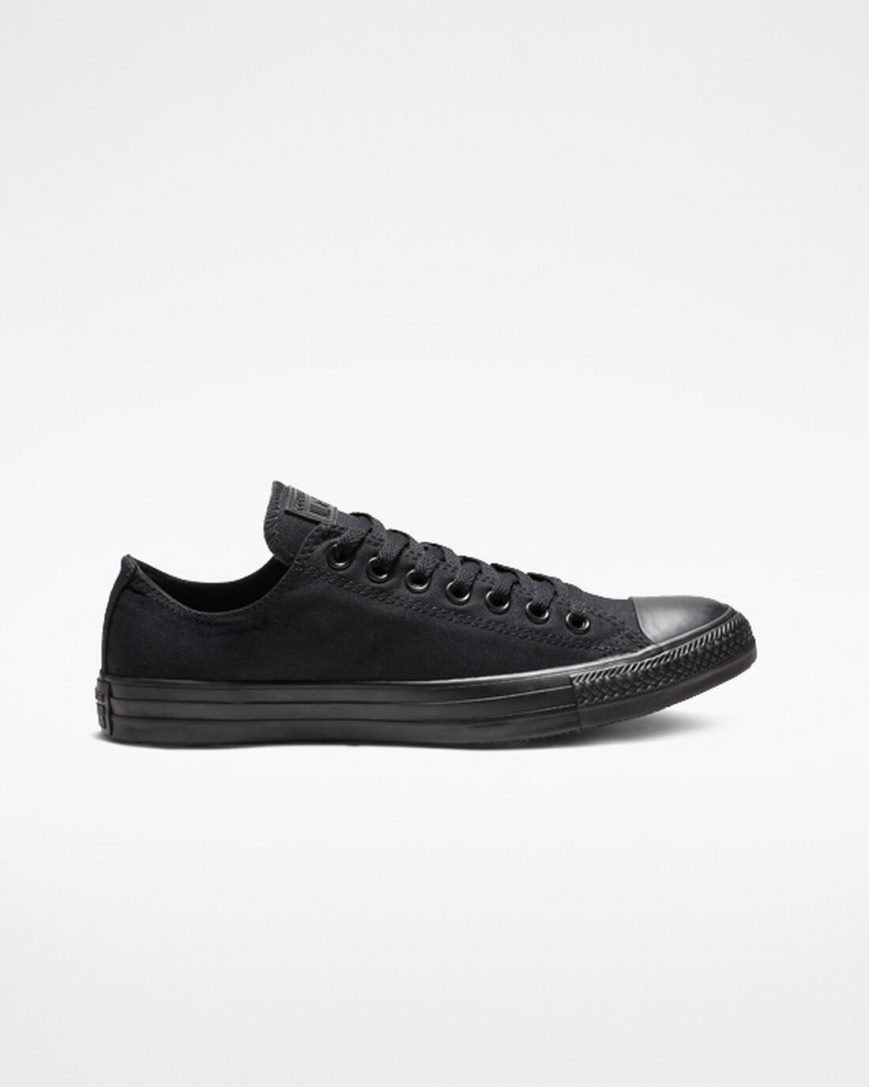 Black Converse Chuck Taylor All Star Classic Men\'s Low Top Shoes | PJ598L74I