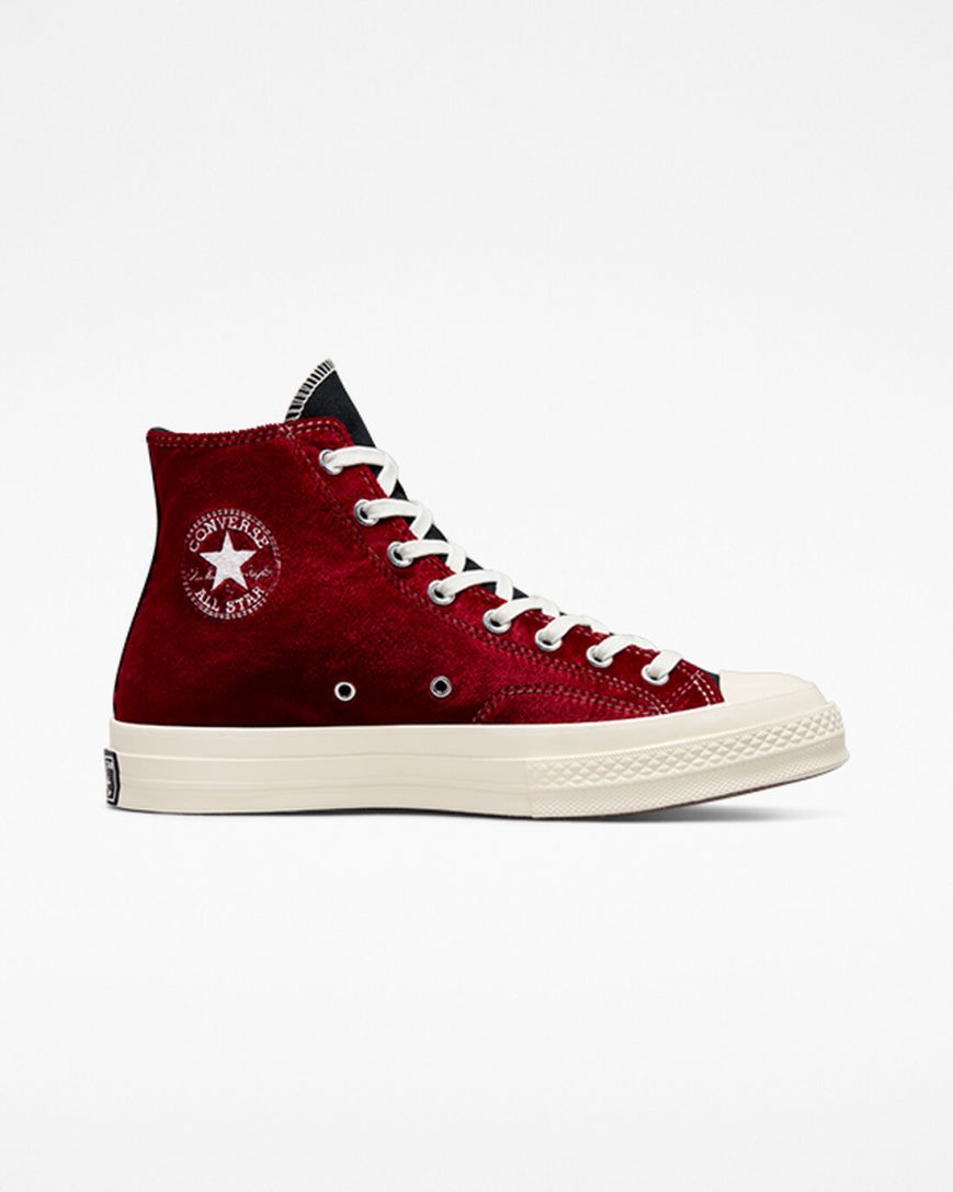 Black / Red Converse Chuck 70 Beyond Retro Velvet Women\'s High Top Shoes | PY9K48I17