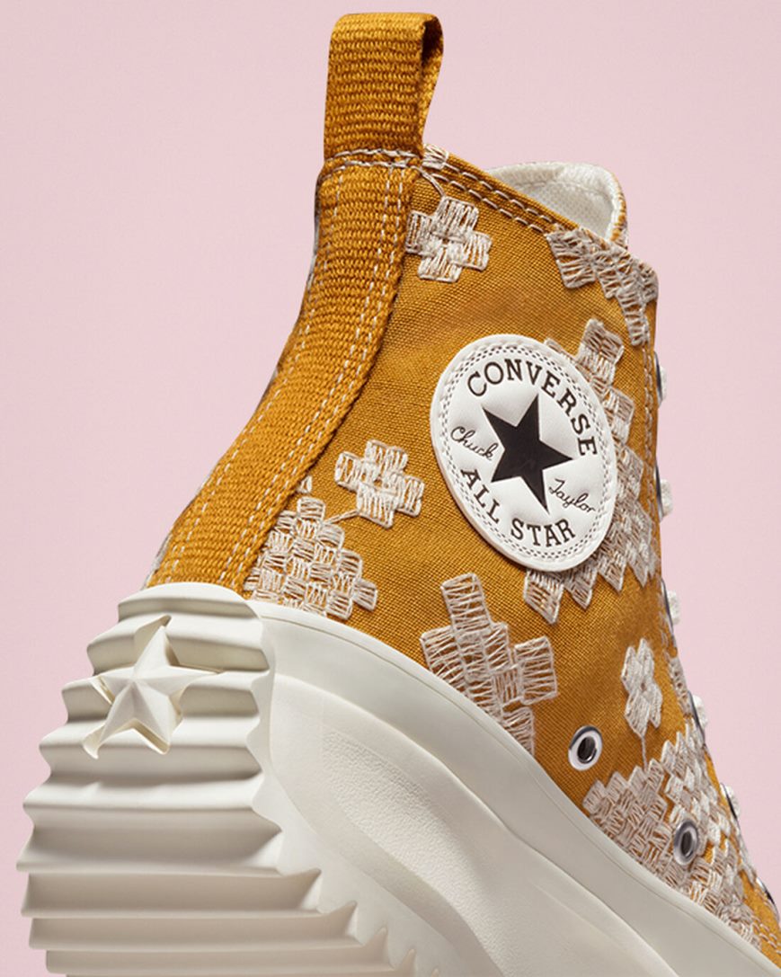 Gold Converse Run Star Hike Tonal Embroidery High Top Men's Platform Shoes | BFI893K51