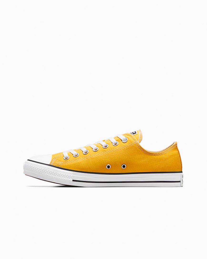 Lemon Converse Chuck Taylor All Star Classic Men's Low Top Shoes | JE548K739