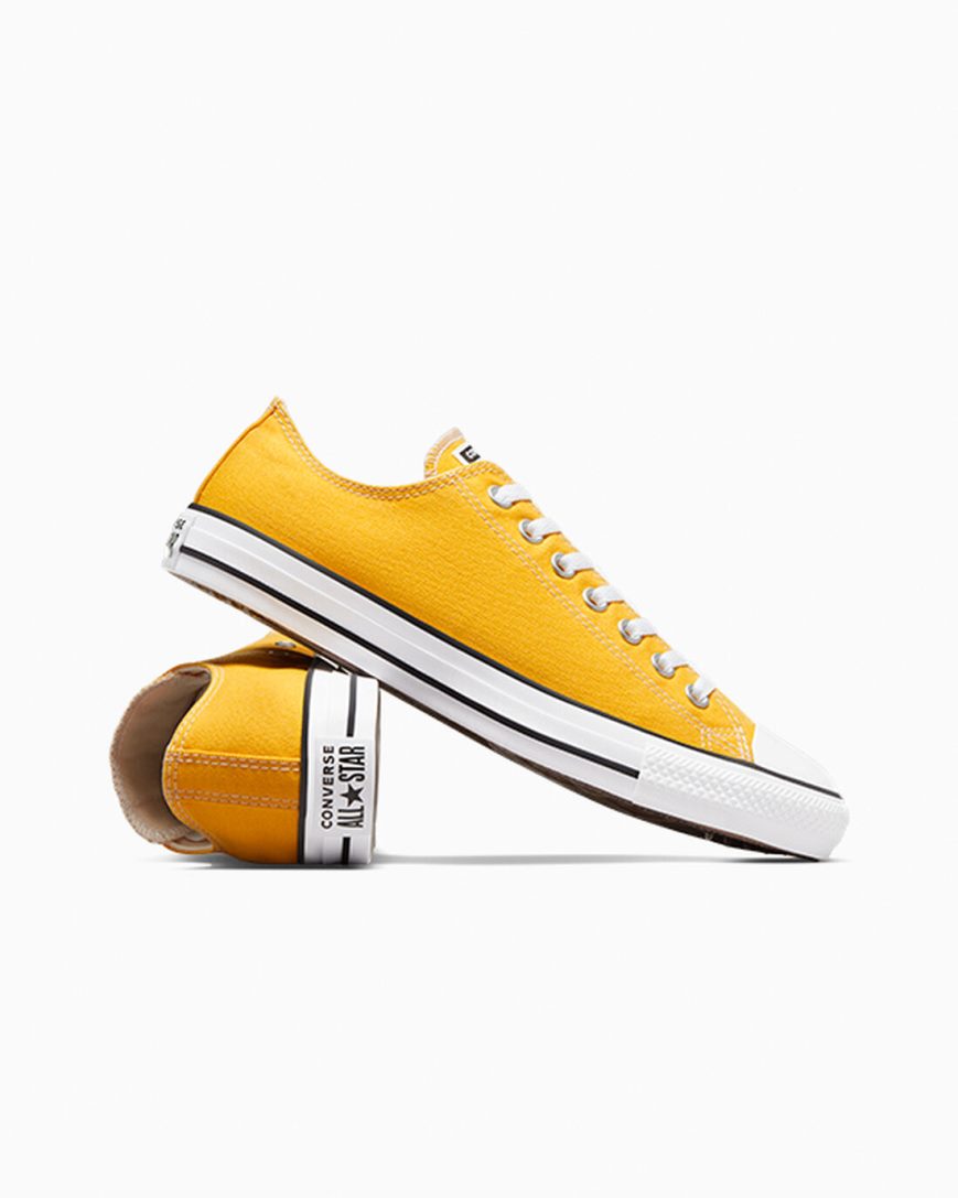 Lemon Converse Chuck Taylor All Star Classic Men's Low Top Shoes | JE548K739