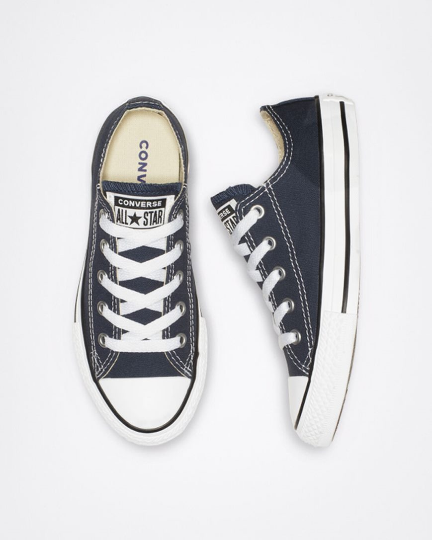 Navy Converse Chuck Taylor All Star Classic Boys' Low Top Shoes | HG9I4K83L