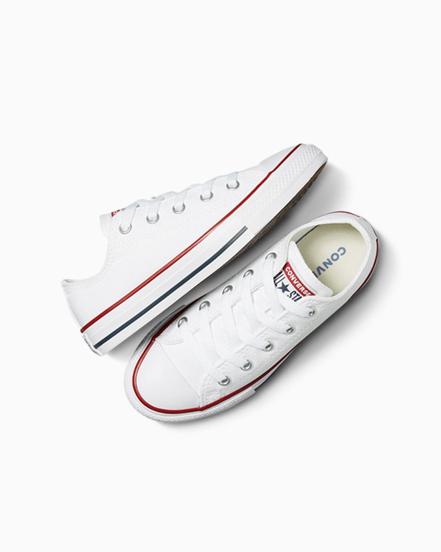 White Converse Chuck Taylor All Star Classic Girls' Low Top Shoes | GJ9LI3854