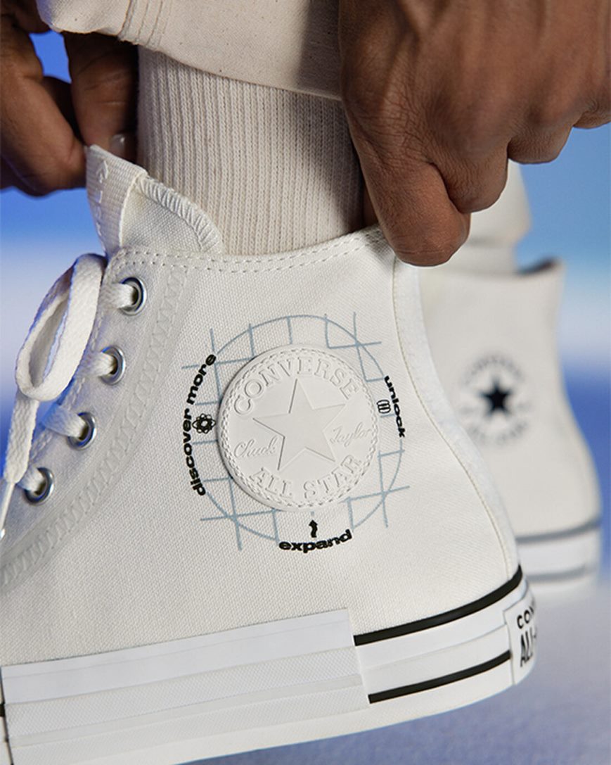 White Converse Chuck Taylor All Star Grid Logo Women's High Top Shoes | FT389L1K4