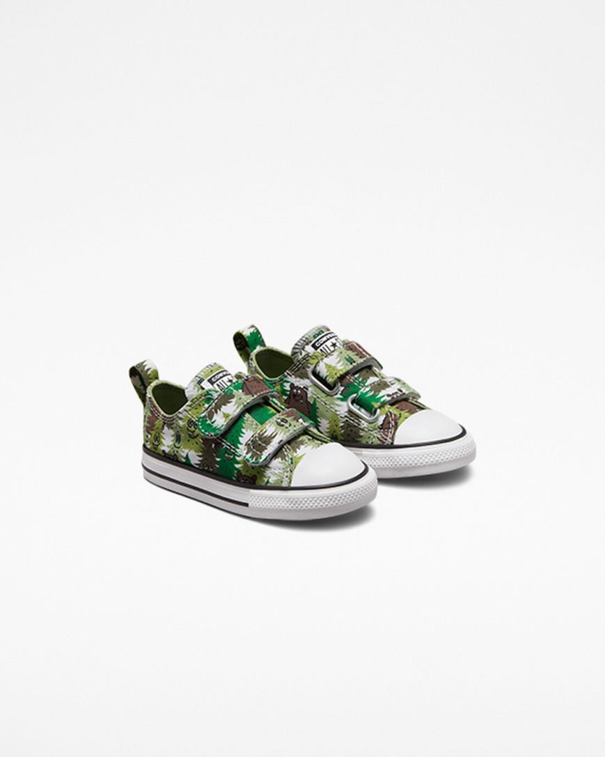 White / Green Converse Chuck Taylor All Star Easy-On Forest Camo Boys' Low Top Shoes | AV8954KI1