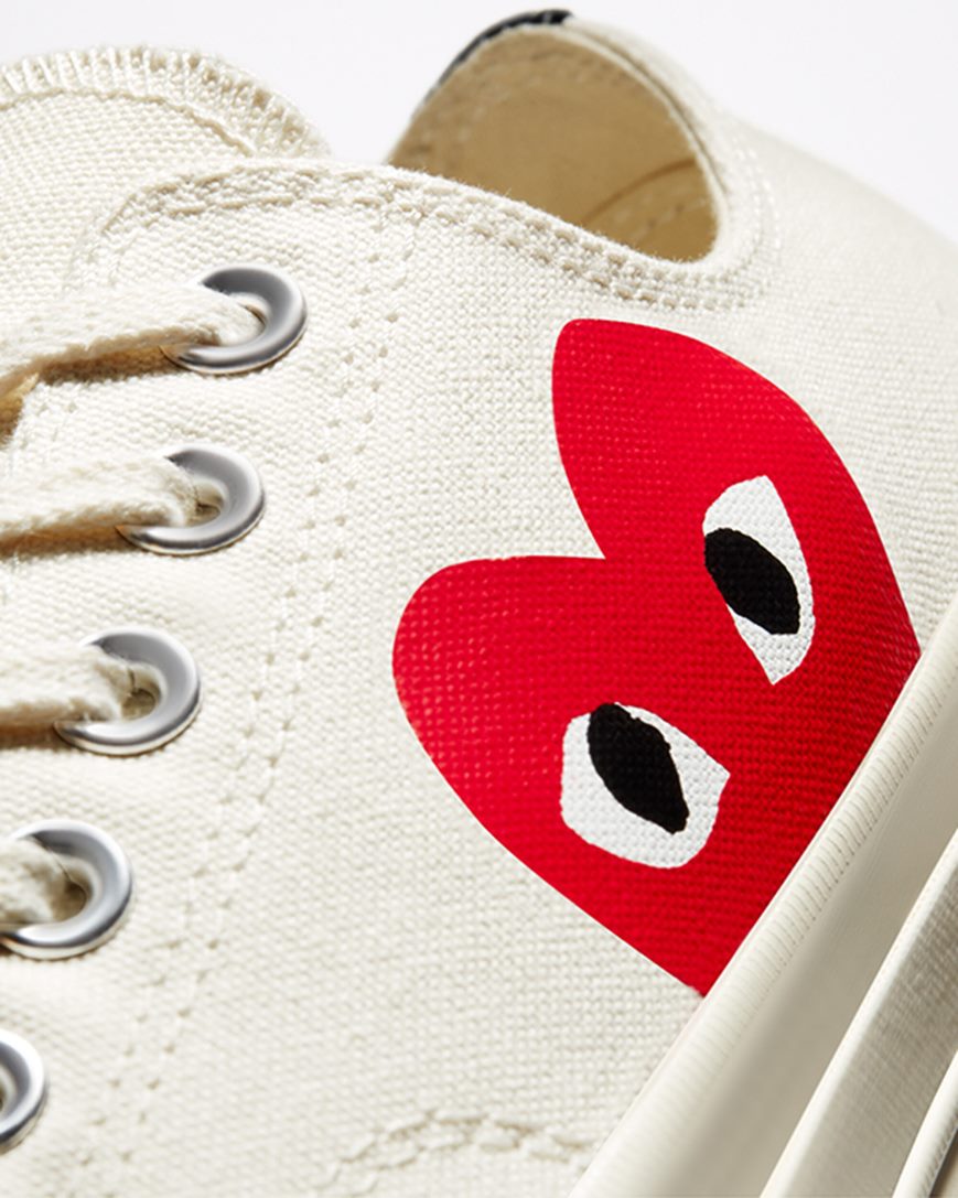 White / Red Converse x Comme des Garçons PLAY Chuck 70 Women's Low Top Shoes | RC1493I78